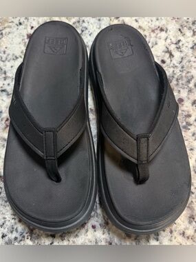 Reef Cushion Bondi Women’s Flip Flops Size 9